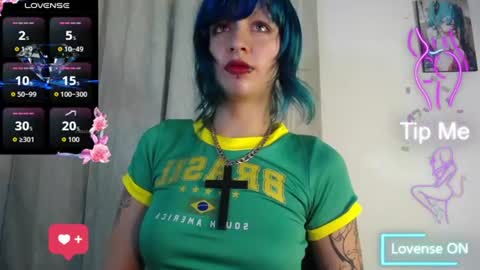 Snapshot of angel__dreams chatting on 06-14-26, 04:36 ANGEL online show from 06-14-26, 04:36