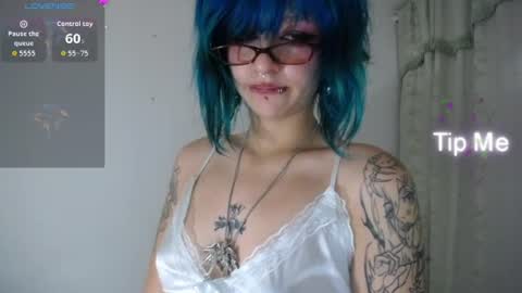 Snapshot of angel__dreams chatting on 07-19-26, 03:43 ANGEL online show from 07-19-26, 03:43