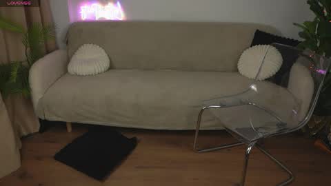 angel__vibe online show from 04-16-26, 08:31