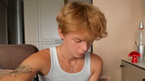 angel_andreww online show from 06-16-26, 09:01