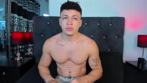 Angel Cuervo online show from 12-22-25, 12:35