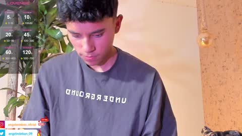 ngel Esteban  online show from 02-06-25, 11:10