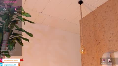 ngel Esteban  online show from 02-07-25, 10:08