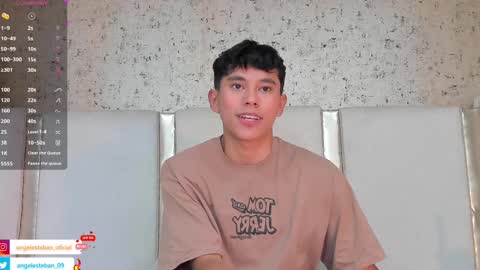 ngel Esteban  online show from 02-18-25, 03:53