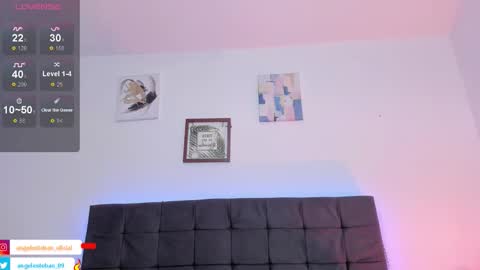 ngel Esteban  online show from 09-19-25, 03:08