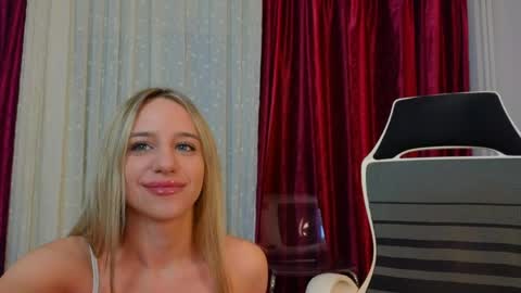 Gabriella online show from 04-20-26, 03:48