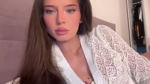 isia online show from 04-05-26, 10:40