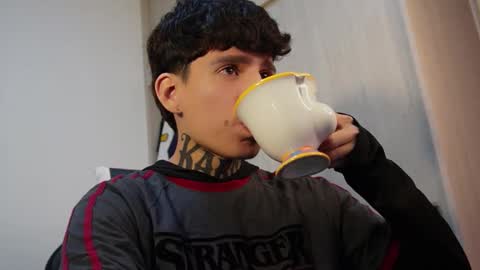 angel_luna0 online show from 06-10-26, 05:18