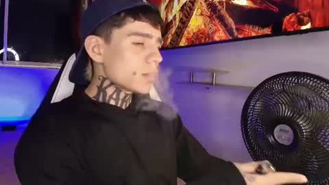 angel_luna0 online show from 07-16-26, 04:51