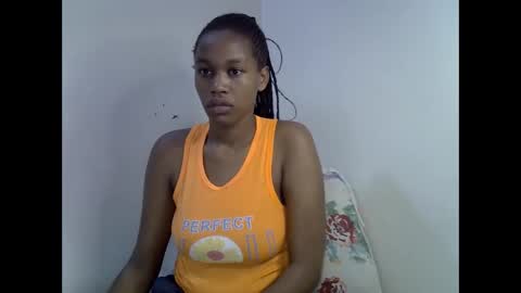 angel_mia5 online show from 12-21-25, 02:19