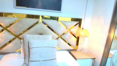Nicolle  online show from 05-27-26, 11:07