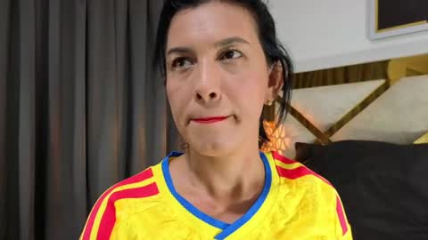 Snapshot of angel_perverted1 chatting on 06-23-26, 10:57 Nicolle online show from 06-23-26, 10:57