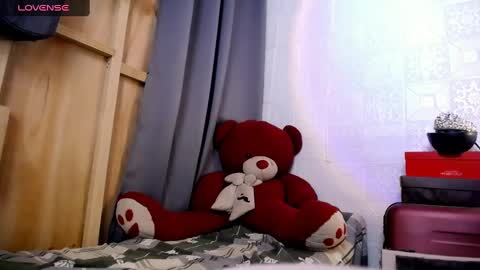 Angel Sapphire online show from 02-25-25, 09:57