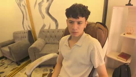 Angel online show from 04-18-26, 12:20