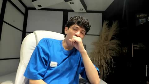 Angel online show from 05-08-26, 01:27