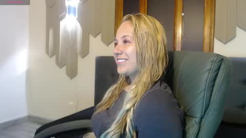 Angel online show from 05-09-26, 11:26