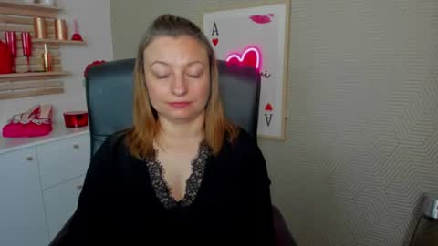 Angela online show from 06-15-26, 05:42
