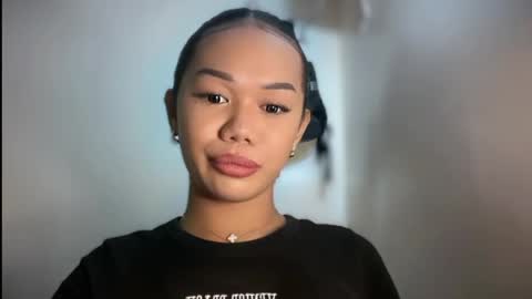 angela_star888 online show from 05-15-26, 01:07