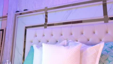 angela_white22 online show from 04-20-26, 07:04