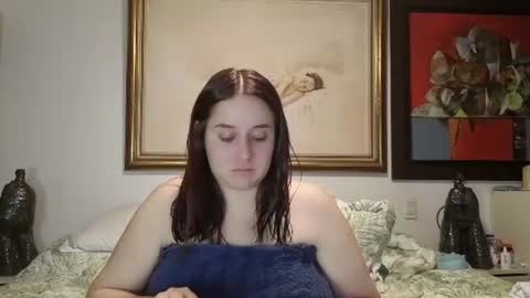 Snapshot of angelamax1 chatting on 06-11-26, 12:32 Max y Angela independent model online show from 06-11-26, 12:32