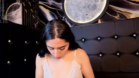 Snapshot of angelasexx_1 chatting on 05-02-26, 12:32 Angela online show from 05-02-26, 12:32