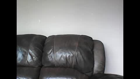 Snapshot of angelbabeyy chatting on 02-15-26, 01:09 Angel online show from 02-15-26, 01:09