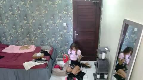 Snapshot of angelbel1e chatting on 04-15-26, 07:04 Angelbel1e online show from 04-15-26, 07:04