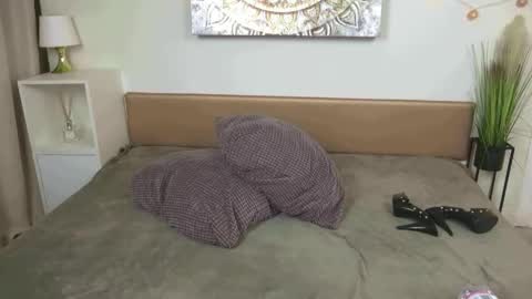 MercedesSilver online show from 03-13-26, 10:05