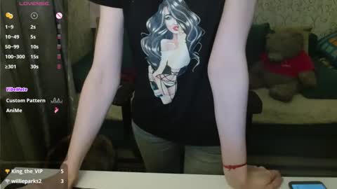 Snapshot of angelcute32 chatting on 04-06-26, 04:52 AngelCute32 online show from 04-06-26, 04:52