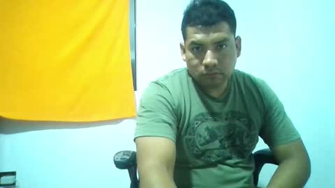 Snapshot of angeldavid90 chatting on 03-23-26, 12:14 angeldavid90 online show from 03-23-26, 12:14