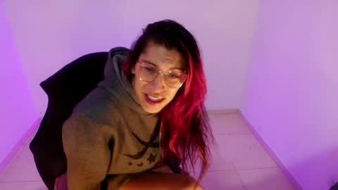 Snapshot of angele_johnson chatting on 04-22-26, 07:15 angele online show from 04-22-26, 07:15