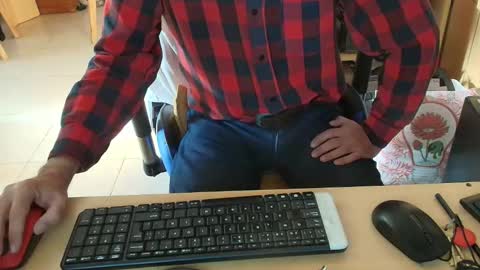 angelgarcia269 online show from 05-25-26, 12:00