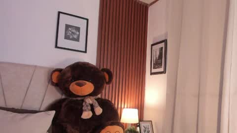 Snapshot of angeli_sexi chatting on 04-09-26, 01:49 Carolina online show from 04-09-26, 01:49