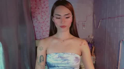 Snapshot of angelic_sex chatting on 06-08-26, 11:54 Angelica online show from 06-08-26, 11:54