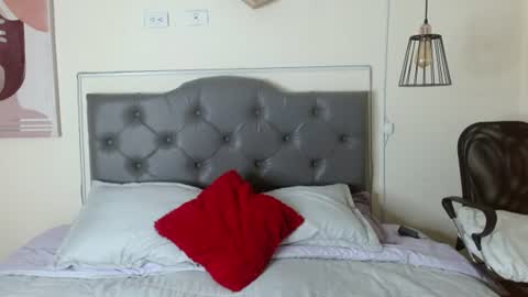 Snapshot of angelica_bouvier chatting on 07-12-26, 11:51 C A L L M E A N G E L online show from 07-12-26, 11:51