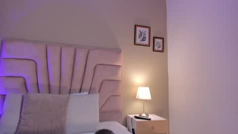 Snapshot of angelica_cross chatting on 05-27-26, 08:17 Angelica Cross online show from 05-27-26, 08:17