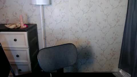 Snapshot of angelicadoll69 chatting on 04-08-26, 06:46 Angelica online show from 04-08-26, 06:46