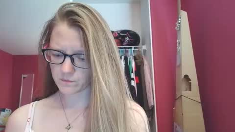 AngelicAngel online show from 05-11-26, 07:44