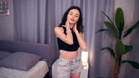 Angelica online show from 01-18-26, 06:06