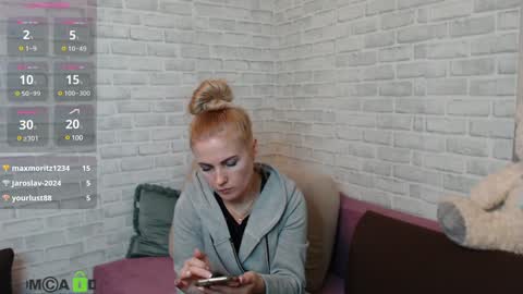 Snapshot of angelikaswell chatting on 01-04-25, 09:41 Angelika PVT OPEN online show from 01-04-25, 09:41