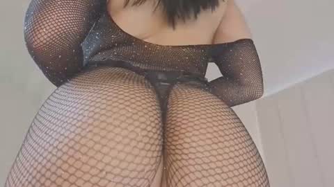 Snapshot of angelinadorian chatting on 06-24-26, 07:24 Angelina Dorian online show from 06-24-26, 07:24