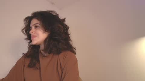 Snapshot of angelinarosss_ chatting on 04-24-26, 11:07 online show from 04-24-26, 11:07
