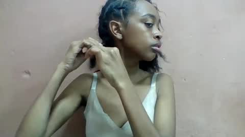 angeline221173 online show from 08-01-26, 02:11