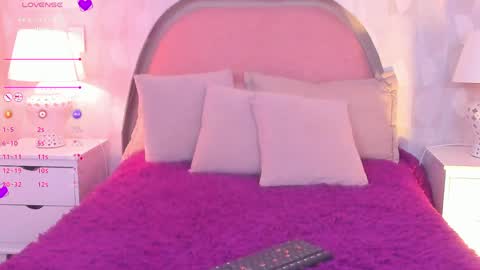 angeline online show from 04-08-26, 12:16