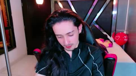 angelis savage online show from 02-17-26, 07:42