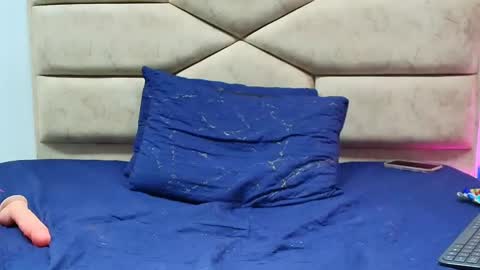 angell_cooper online show from 11-15-25, 03:08