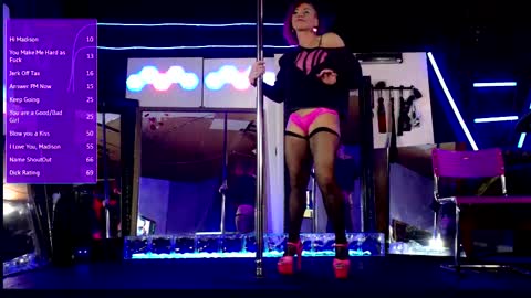 Snapshot of angelsparkle80 chatting on 02-08-26, 08:07 Madison Marie online show from 02-08-26, 08:07