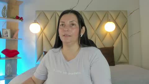 Snapshot of angelswets chatting on 06-29-26, 02:06 ANGIE online show from 06-29-26, 02:06