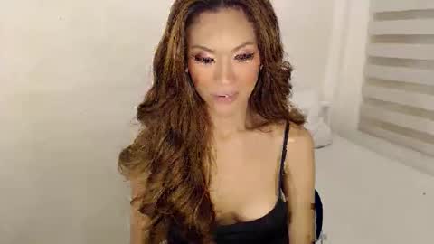 lucyblue online show from 03-05-26, 07:21