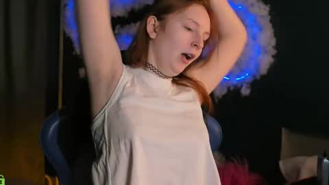 Snapshot of angelwise chatting on 05-08-26, 03:12 angelwise online show from 05-08-26, 03:12